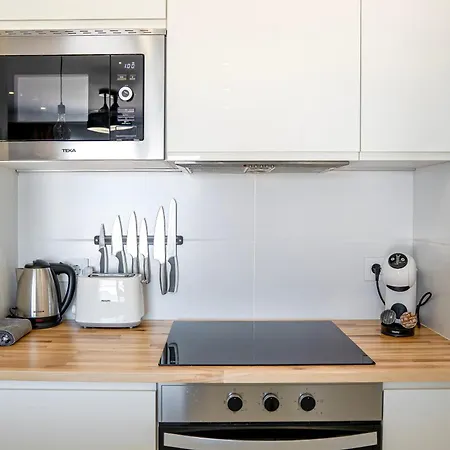 Exceptional 1bd With Sea View In Aloha Garden Apartment